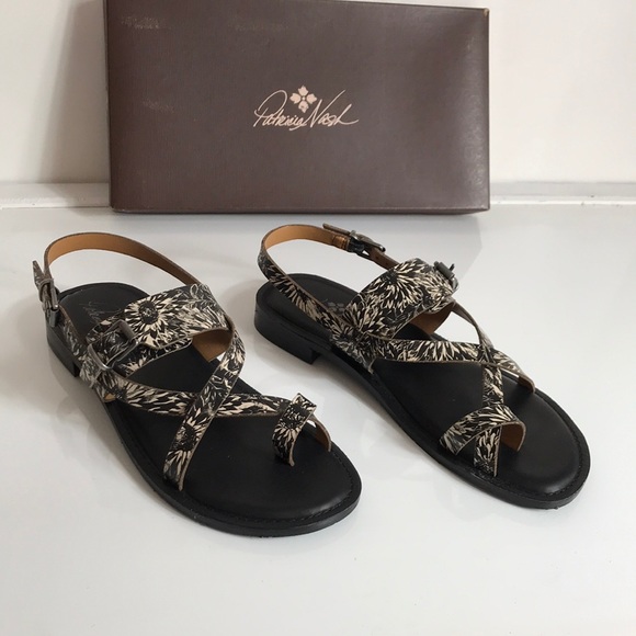 gold crystal wedding shoes